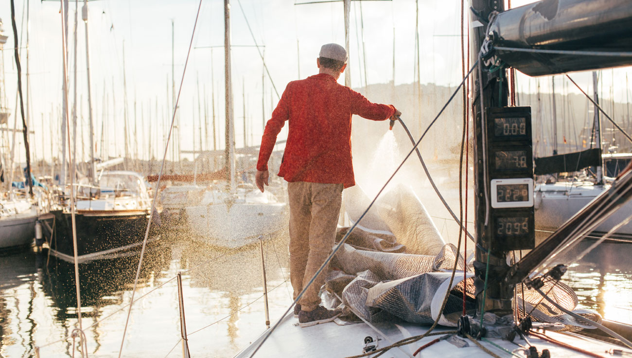 pures-cleaning-boat-services